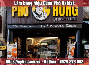bảng hiệu quán phở Daklak