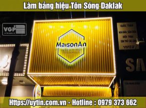 bảng hiệu tôn sóng daklak