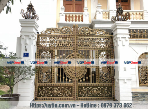 Cổng nhôm đúc Ban Mê