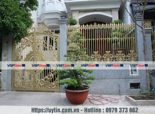 Cổng nhôm đúc nhà phố buôn ma thuột