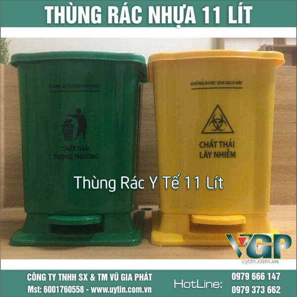 Thùng rác y tế 11 lít bằng nhựa có chân đạp